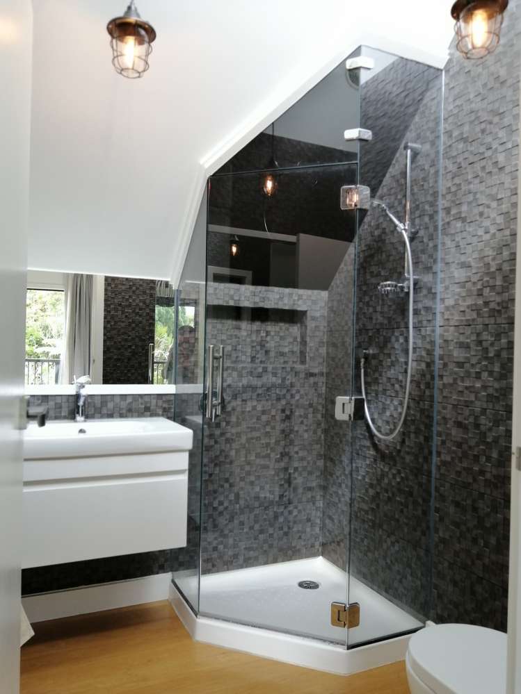 52 Kauri Point Road Laingholm_21