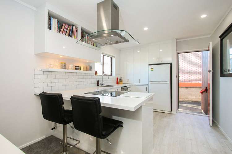 2/40 Spring Street Onehunga_10