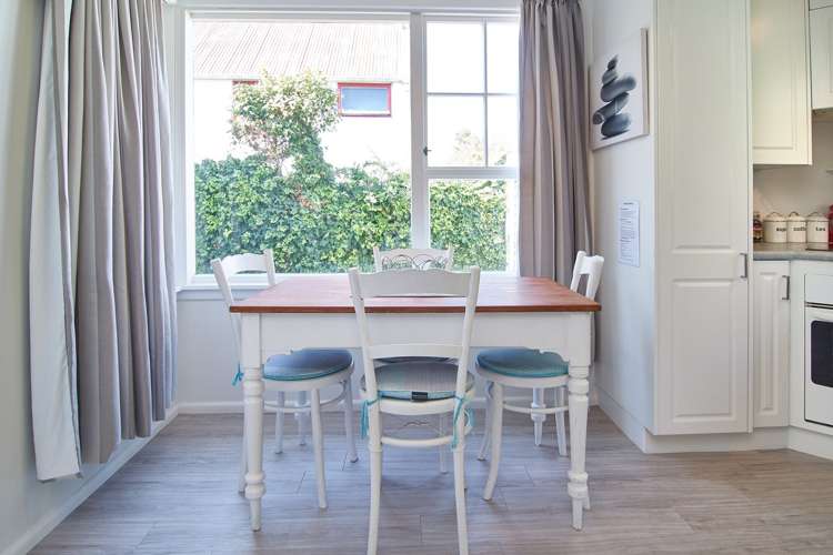 3/98 Office Road Merivale_3