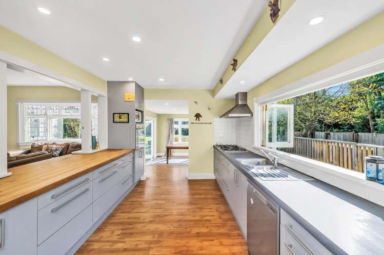 112 Irvines Road_5