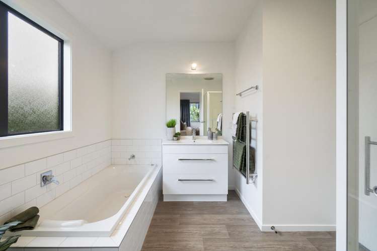 11 Wescombe Grove Feilding_13