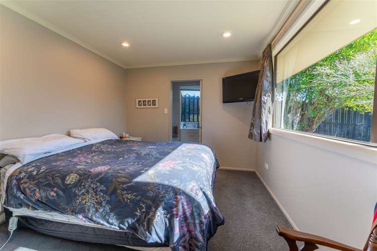 19 Hawea Street Glenwood_6