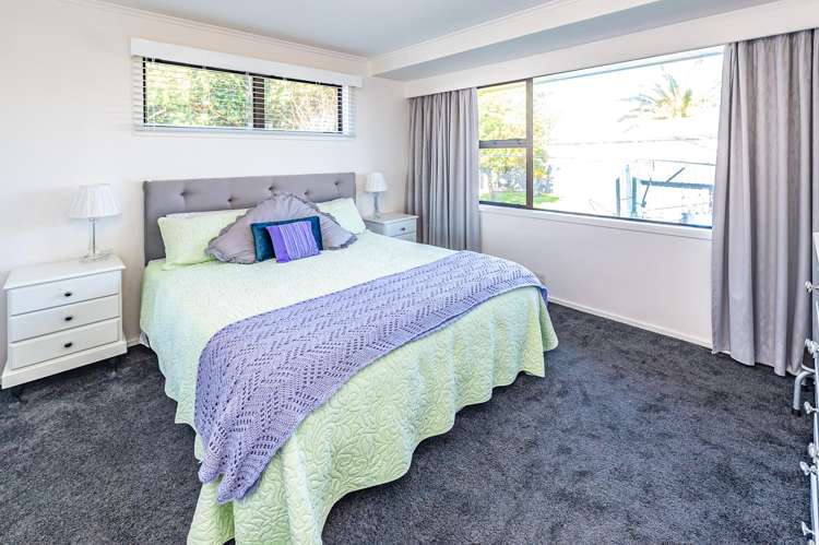 7 Exeter Crescent Springvale_13