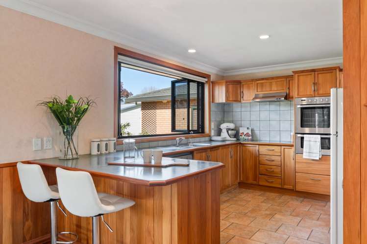 5 Margaret Place Lytton West_7