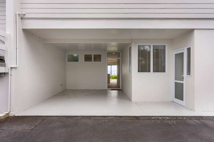 5A The Esplanade Eastern Beach_10