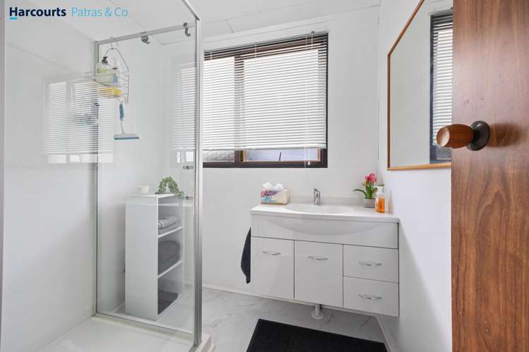 2/9 Portage Road Mt Wellington_13