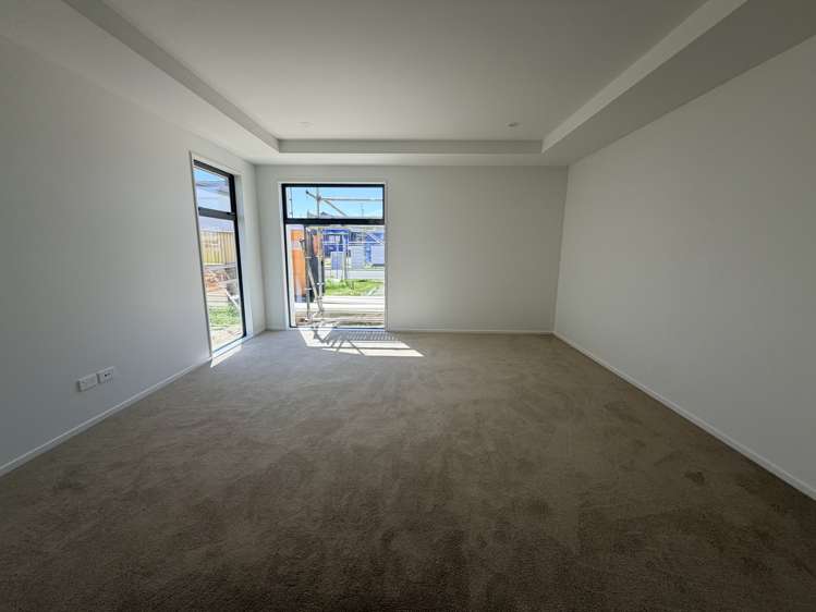 60 Wakeman Drive_5