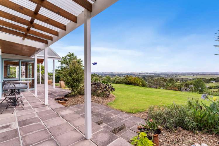 58 Pipitiwai Drive Helensville_30