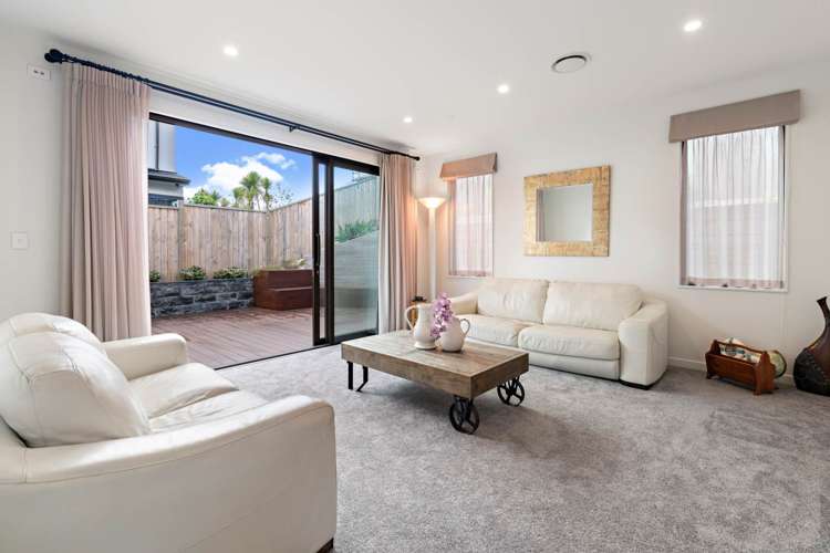 68 Armstrong Farm Drive East Tamaki Heights_18