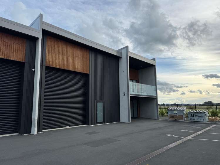 3/141 Ossie James Drive_0