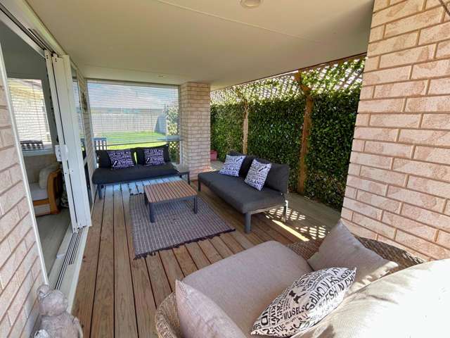 10 Lancaster Avenue Burleigh_1