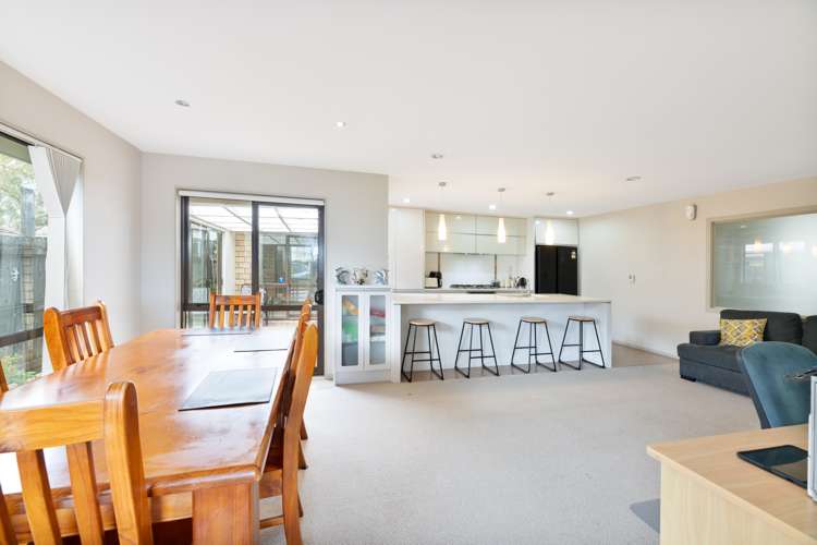 112 Lake Panorama Drive Henderson Valley_9