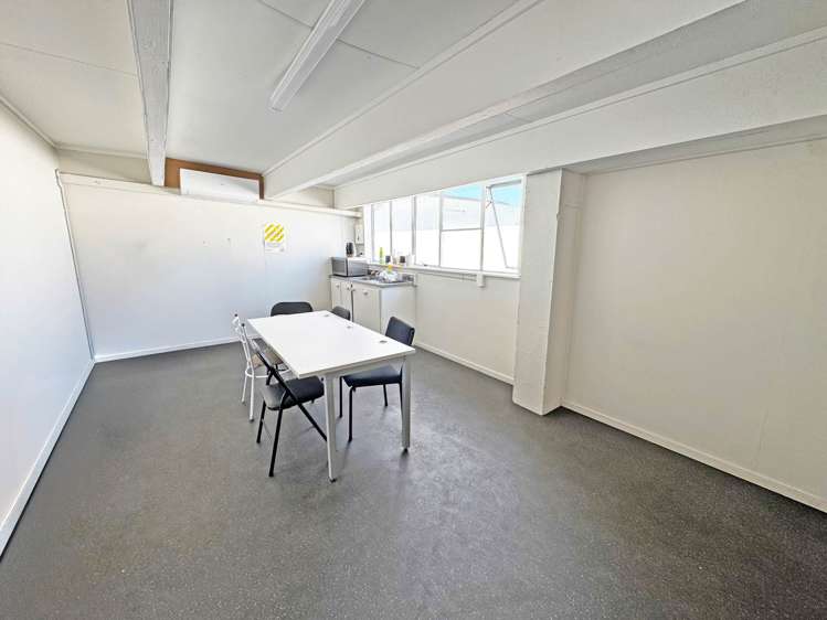 Unit B/134 Marua Road Mt Wellington_6