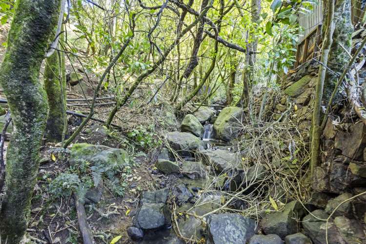 40 Tikao Bay Road Wainui_21