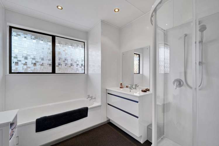 287 Avonhead Road Avonhead_16