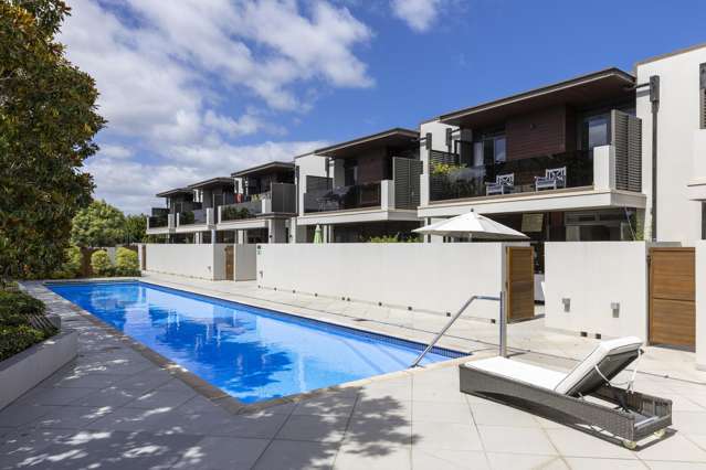 8/88 Lake Terrace Taupo_2