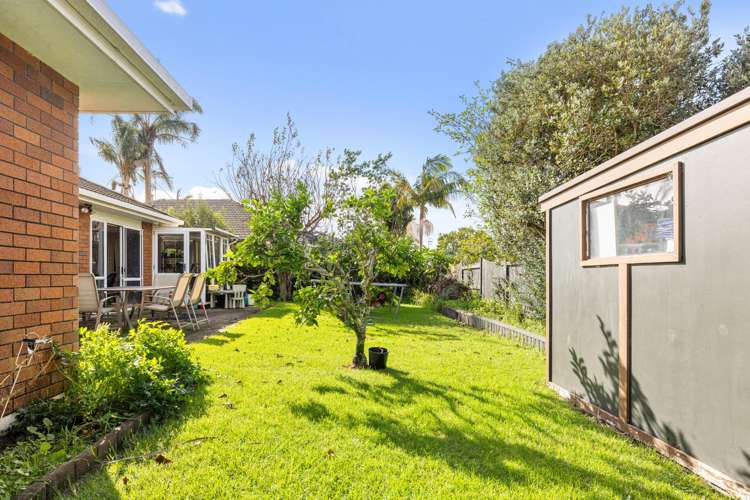 9 Jacinda Close Pyes Pa_18