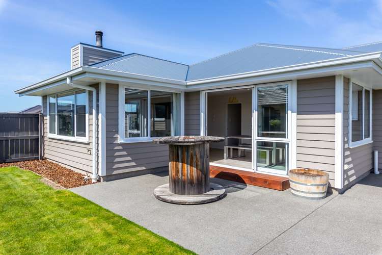 51 Cassidy Avenue Lincoln_24