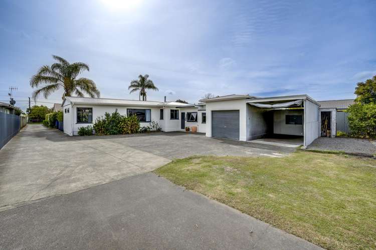 13 Howard Road Taradale_21