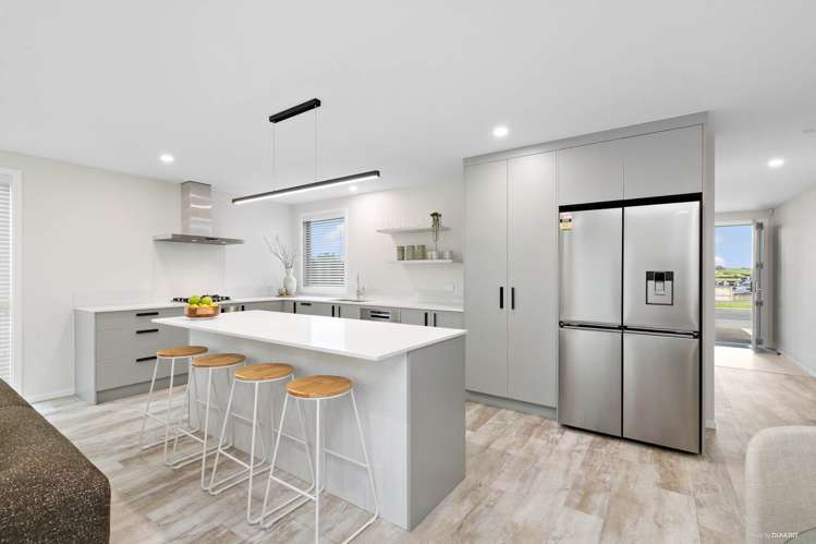 36 Metoriti Crescent_5