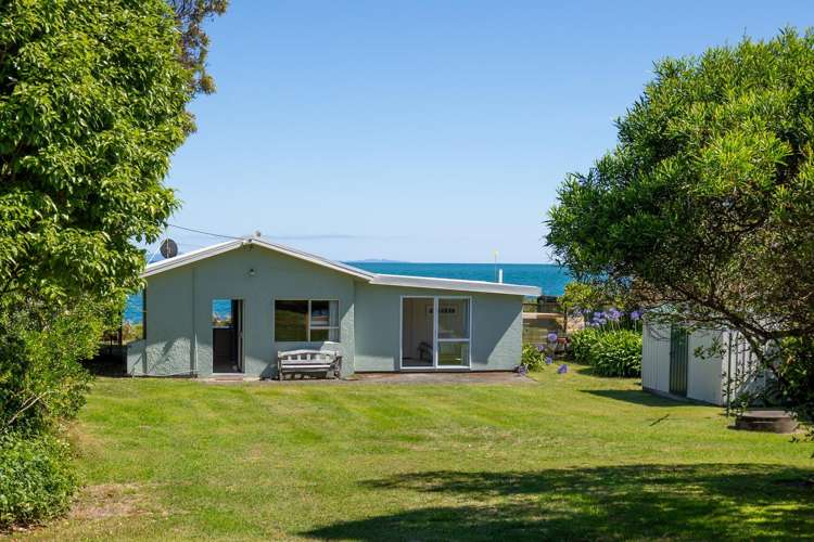 32 Peninsula Road Takaka_21