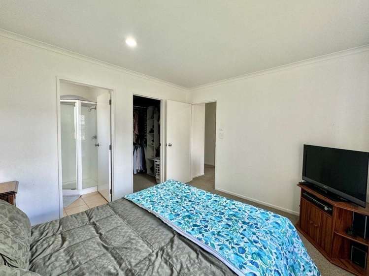 8 Ettrick Lane Papakura_11