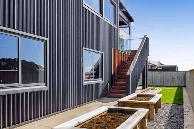 6 Hawetaone Street Bell Block_31