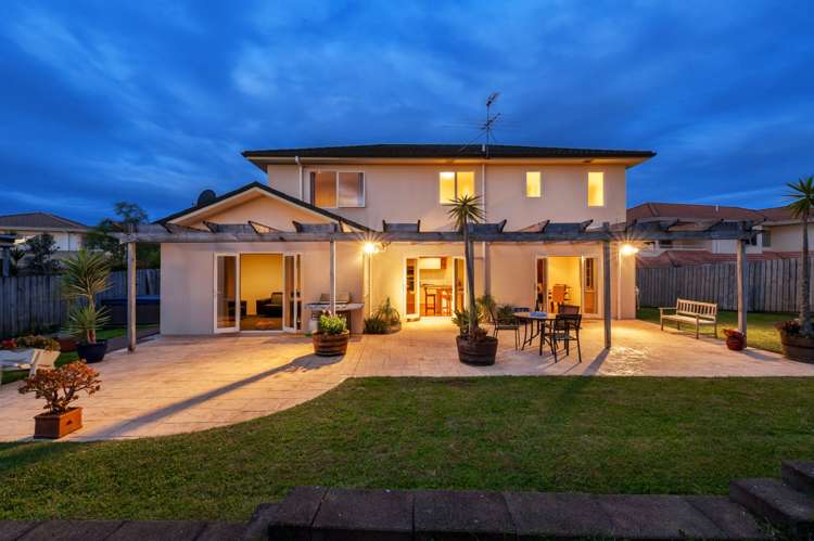 8 San Ambrosio Rise Henderson_5