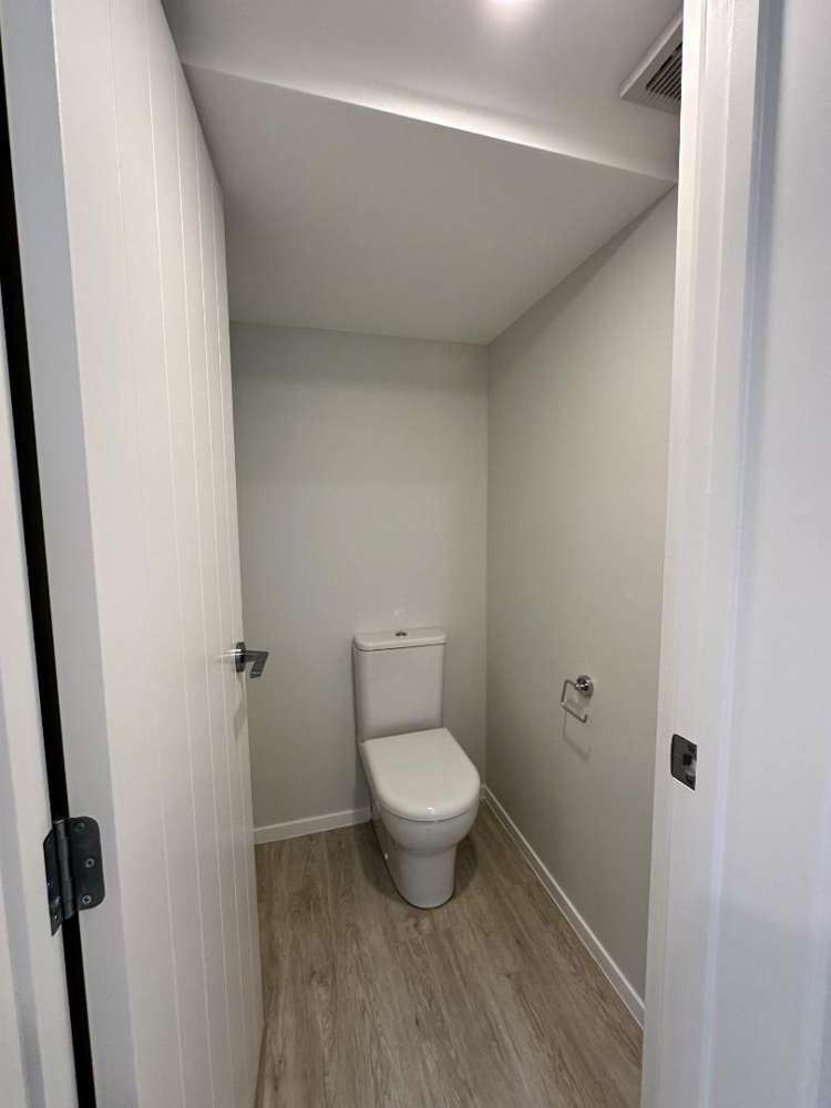 8/51 Wharf Road 1801_9