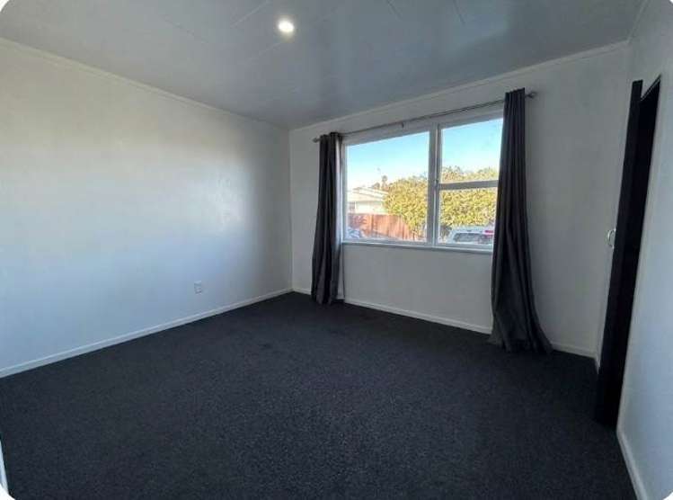 581 Massey Road Mangere_2