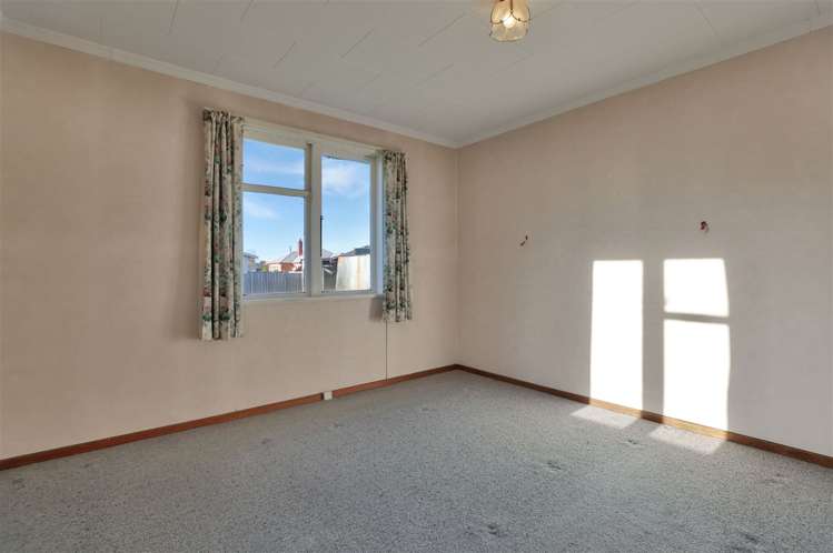 4 Beatty Crescent Hampstead_14