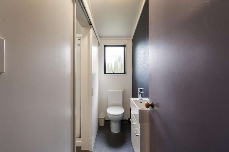 20 Springdale Grove Fitzherbert_16