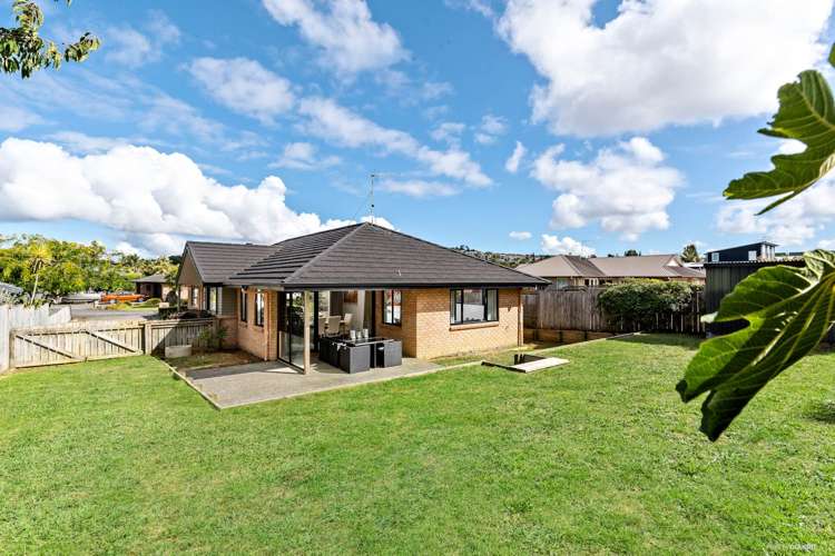 8 Lieshout Way Pukekohe_12