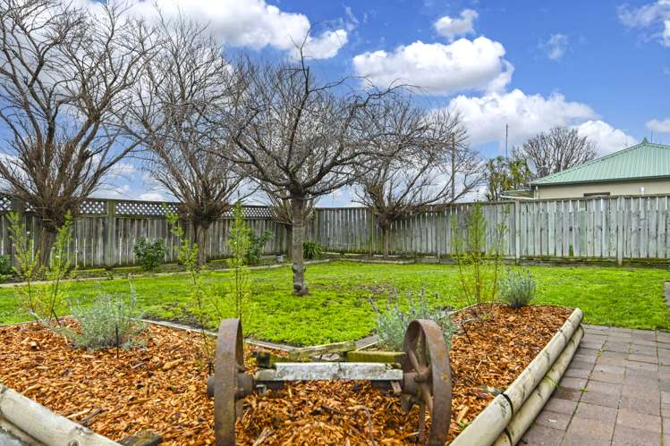 715 Southland Road Raureka_16