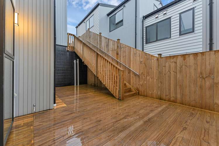 12 Greenstead Close Flat Bush_36