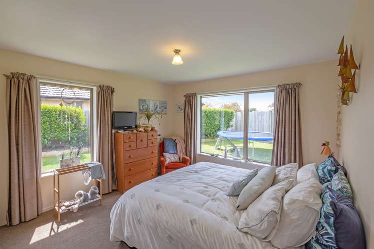 14 Hasendene Drive Lincoln_8