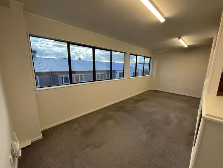 4 and 5/24 Hillside Road Wairau Valley_7