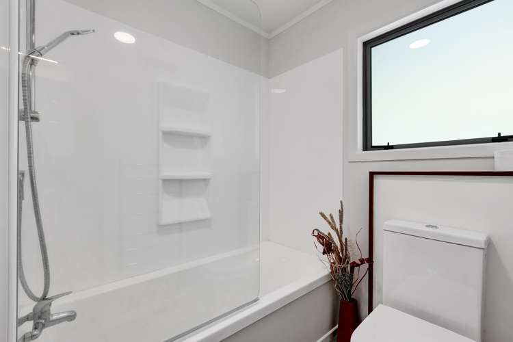 31 Beaumont Crescent Frankleigh Park_17