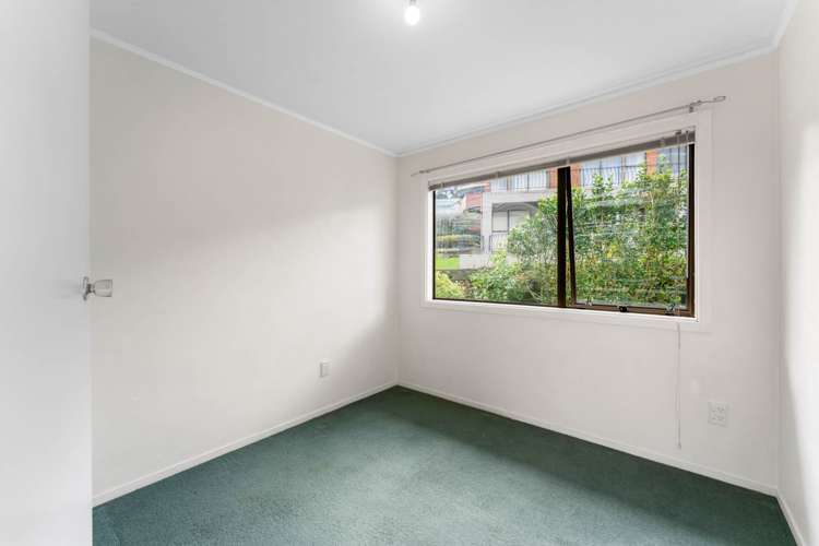 20 Pallister Drive Hillsborough_16