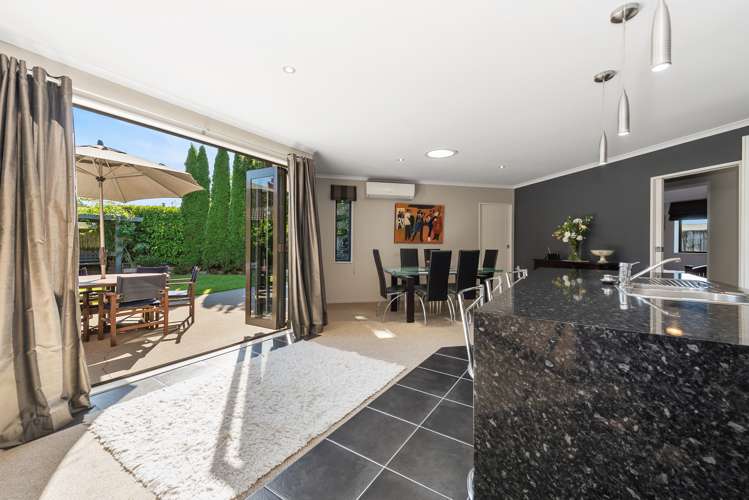 48 Wiltshire Drive Huntington_18