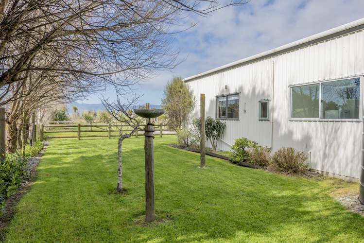 159 Hokio Sand Road Hokio Beach_24