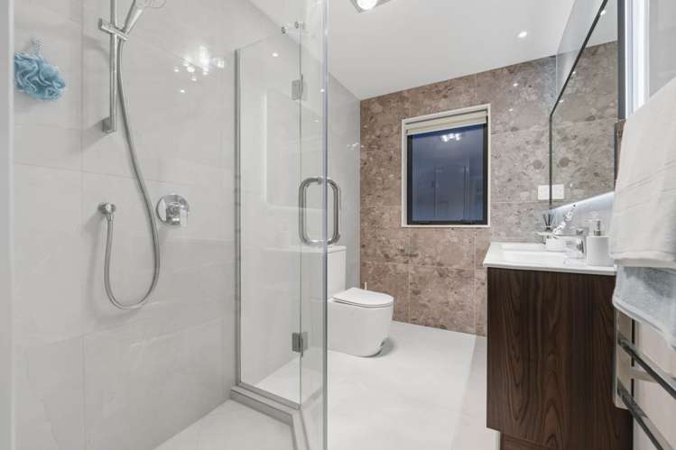 23 Ascent Street Flat Bush_22