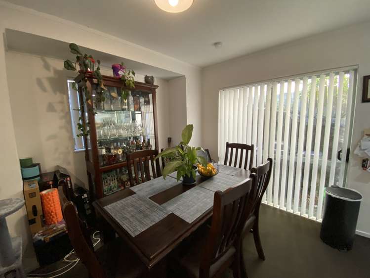 2/43 Fruitvale Road New Lynn_2