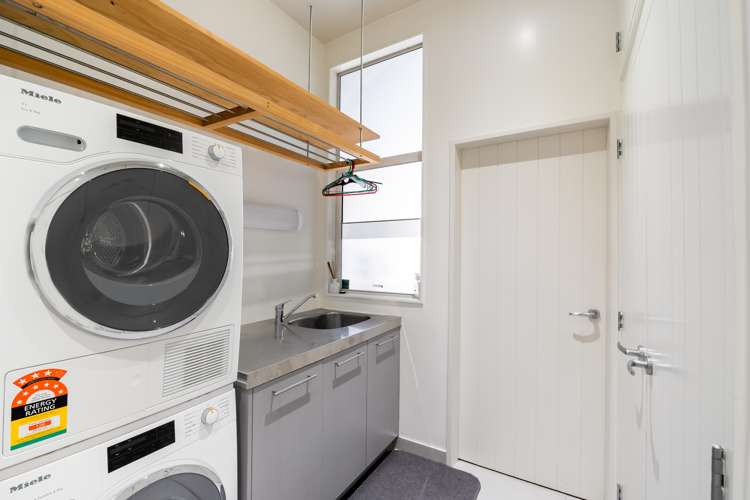 46 Mary Huse Grove Manor Park_18