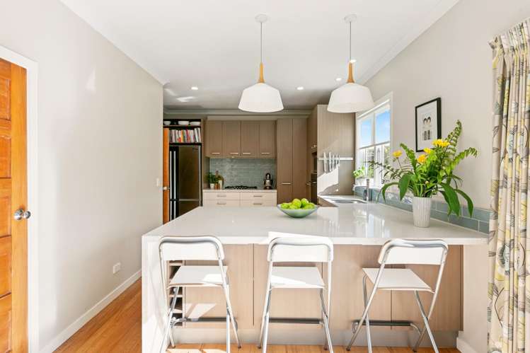 16 Narbada Crescent Khandallah_12