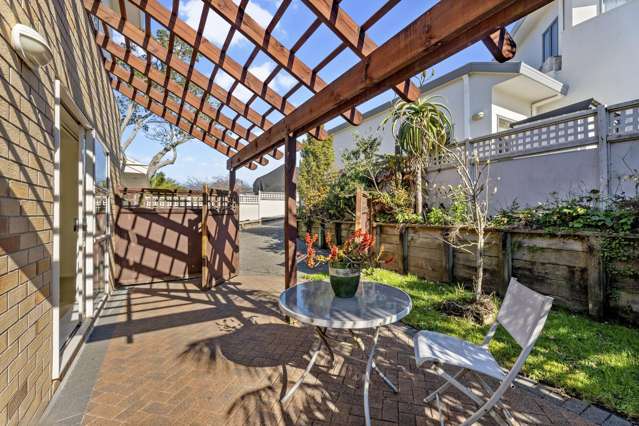 1/89 Litten Road Cockle Bay_2