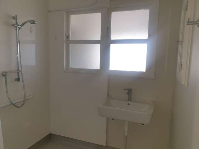 63 Harrison Lane 10492_4