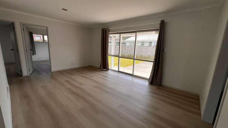 21A Viscount Street Mangere_5