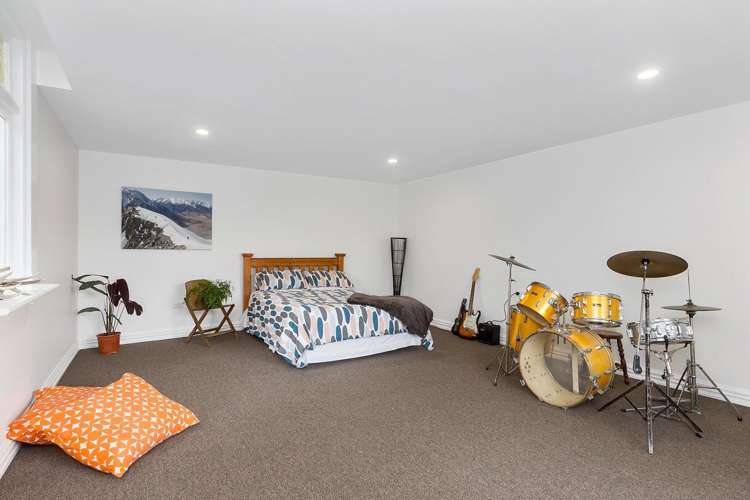 18 Middleton Road Kew_19