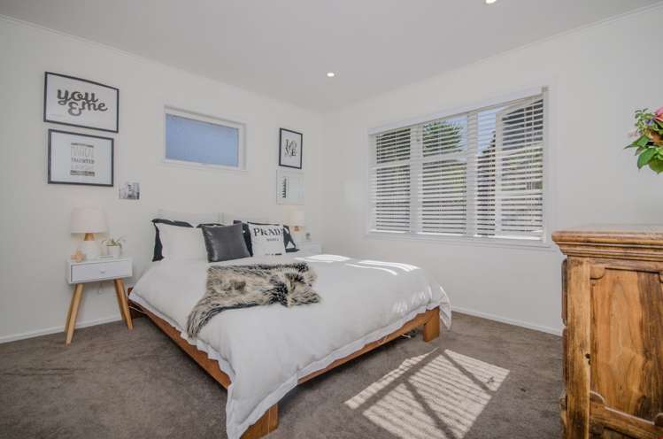 17 Kohekohe Street New Lynn_8